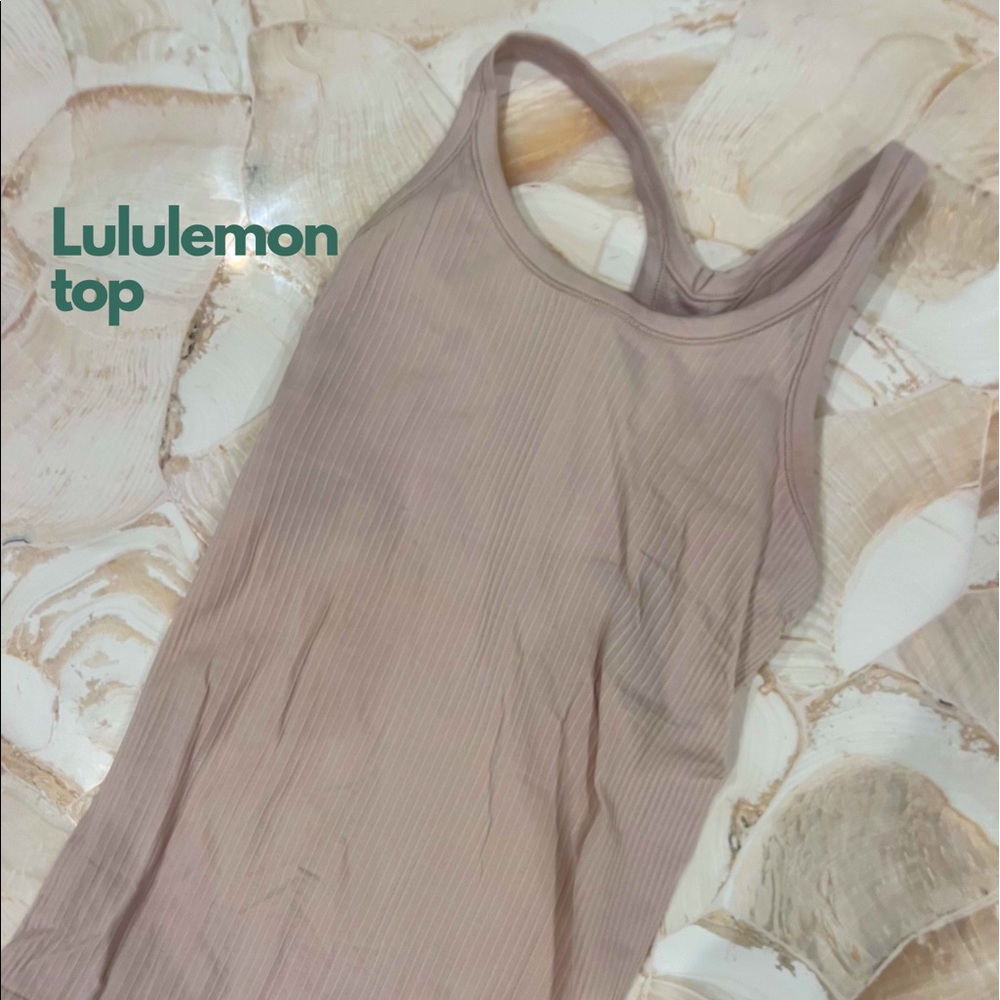 Lululemon tank
